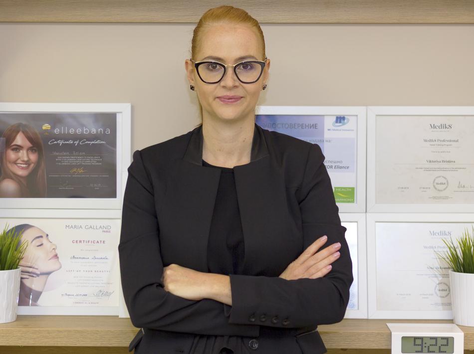 Нина Александрова